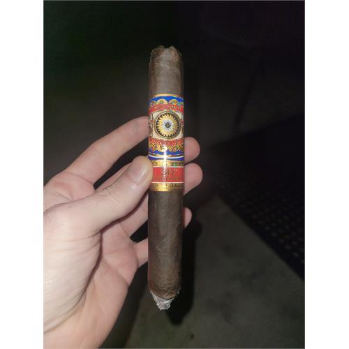 Perdomo 30th Anniversary Maduro Churchill 7  * 54