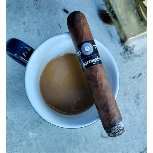 L Atelier Surrogates Big Ten Robusto 5 1/4 * 52