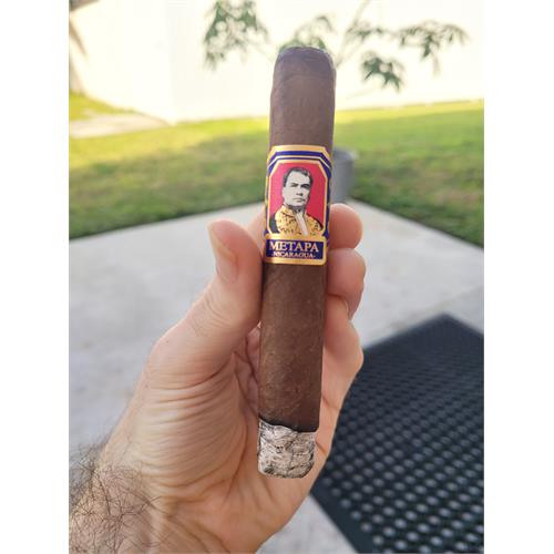 Foundation Aksum Claro Robusto 5  * 50