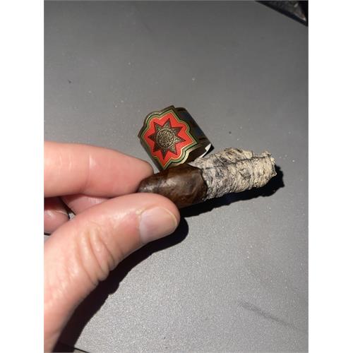 The Tabernacle Knight Commander Perfecto 6 3/4 * 52