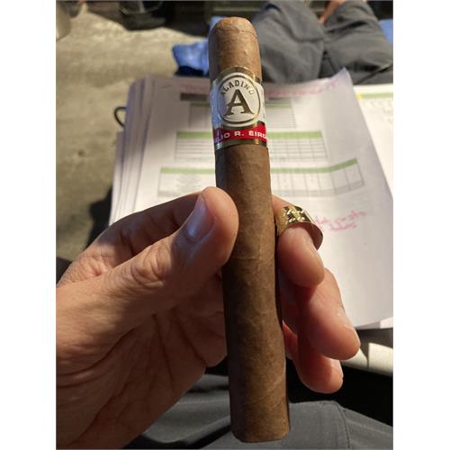 Aladino Limited Edition Cameroon Toro 6  * 52