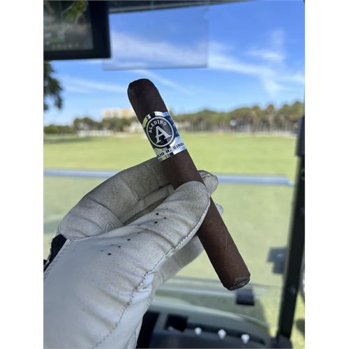 Aladino Sumatra Toro 6  * 52