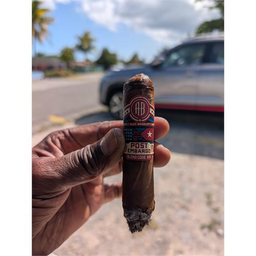Alec Bradley Post Embargo Blend Code B15 Gordo 6  * 60