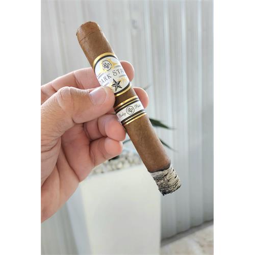 Rocky Patel Dark Star Robusto 5 1/2 * 50