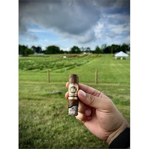 Arturo Fuente Don Carlos Eye of the Bull 3 1/2 * 55