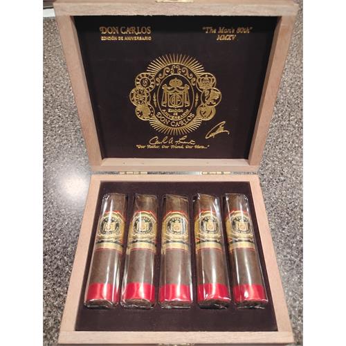 Arturo Fuente Don Carlos Eye of the Bull 3 1/2 * 55