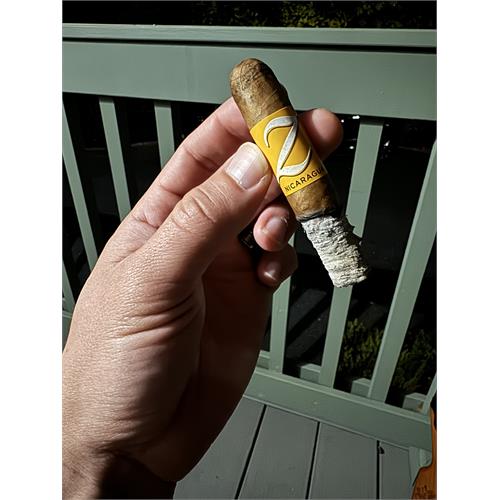 Zino Nicaragua Half Corona 4  * 44