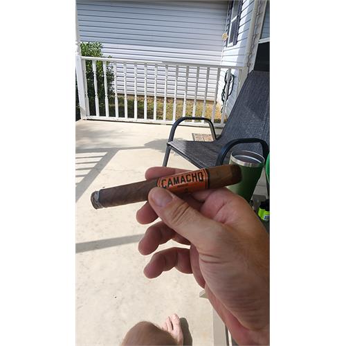 Camacho Broadleaf Toro 6  * 50