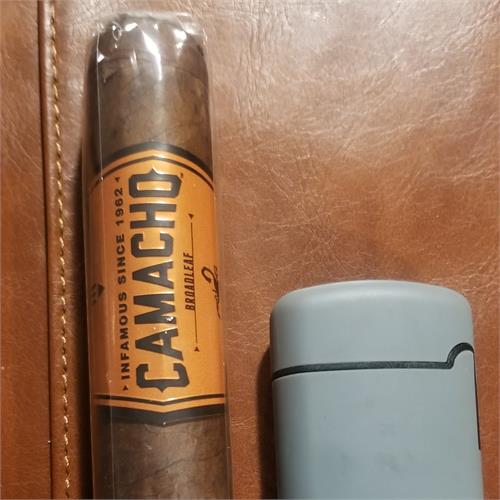 Camacho Broadleaf Gordo 6  * 60