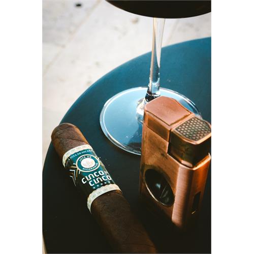 Joya de Nicaragua Cinco de Cinco Robusto Gordo 5 1/2 * 54