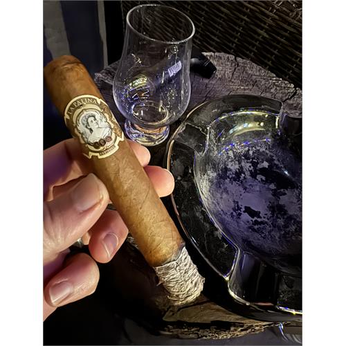 La Palina Goldie Laguito No. 5 5 5/8 * 54