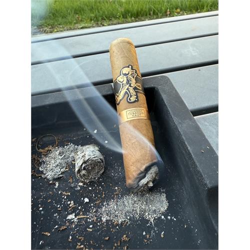 Room 101 Johnny Tobacconaut Gordo 6  * 60