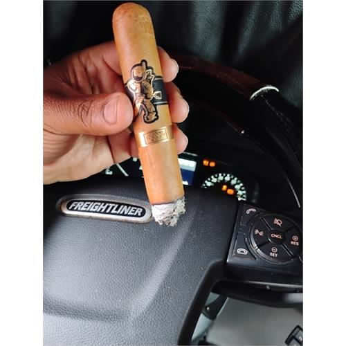 Room 101 Johnny Tobacconaut Gordo 6  * 60