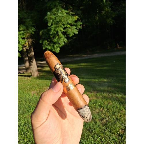 Room 101 Johnny Tobacconaut Perfecto 6  * 56
