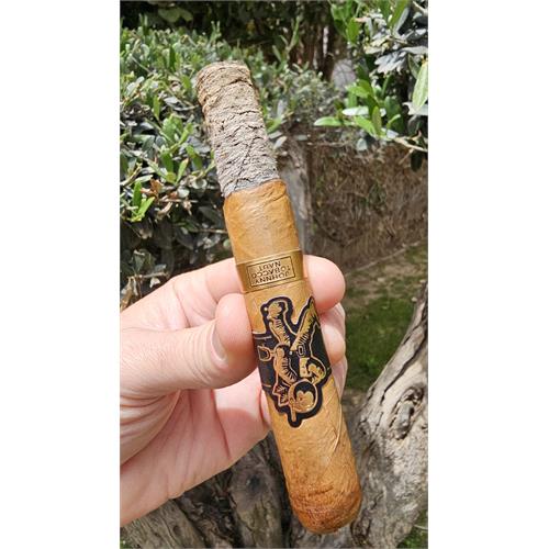 Room 101 Johnny Tobacconaut Toro 6  * 52