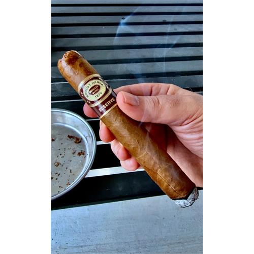 Romeo y Julieta Reserve Toro Fresh Pack 4-Cigar Sampler