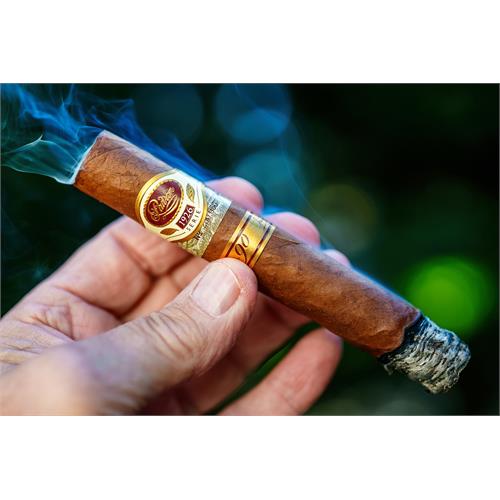 Padron 1926 Serie No. 47 Natural 5 1/2 * 50
