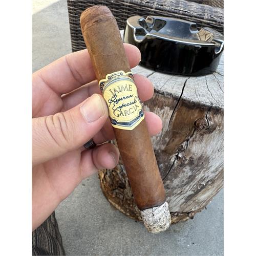Jaime Garcia Reserva Especial Gordo Extra 7  * 70