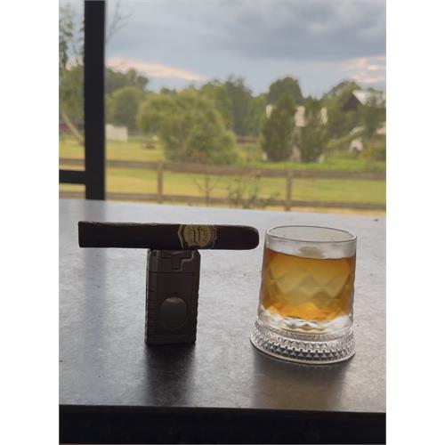Jaime Garcia Reserva Especial Gordo Extra 7  * 70