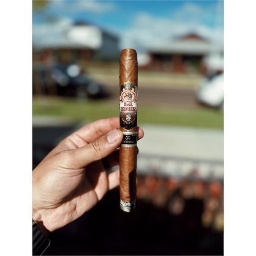 La Union Prominente Especial Black 7 1/4 * 50