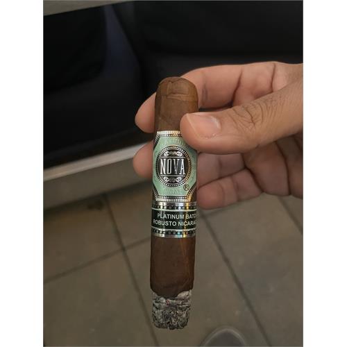 Platinum Nova Batch Robusto Nicaragua 5  * 54