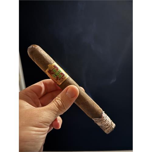 The Wise Man Maduro Double Corona 7  * 54
