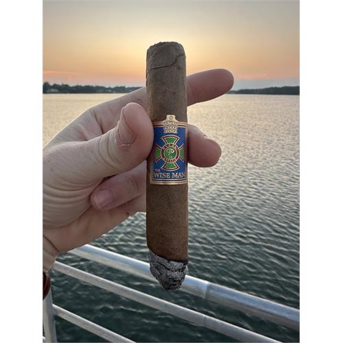 The Wise Man Corojo Robusto 5 1/2 * 50