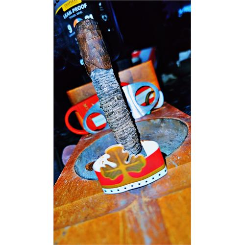 Crowned Heads Coroneta Maduro Earl 5  * 52