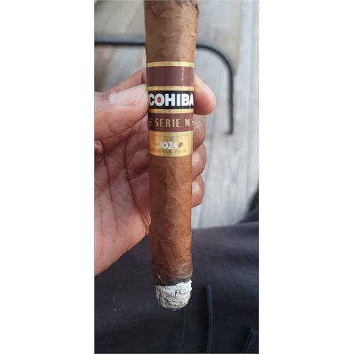Cohiba Serie M Reserva Roja 6 1/2 * 54