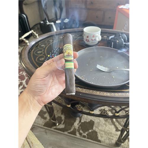 AJ Fernandez Dias de Gloria Brazil Robusto 5 1/2 * 54