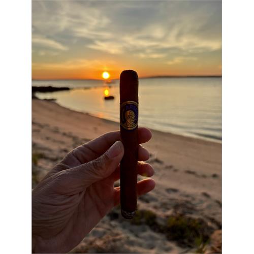 Aganorsa Leaf Arsenio Corona 6  * 44