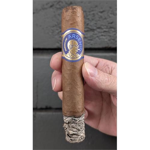Aganorsa Leaf Arsenio Robusto 5 1/4 * 54
