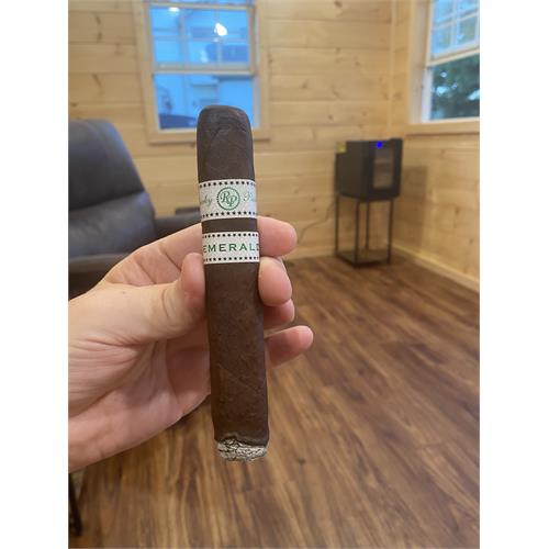 Rocky Patel Emerald Sixty 6  * 60