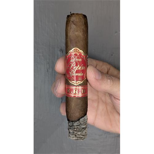 Don Pepin Garcia E.R.H. Robusto 5  * 54