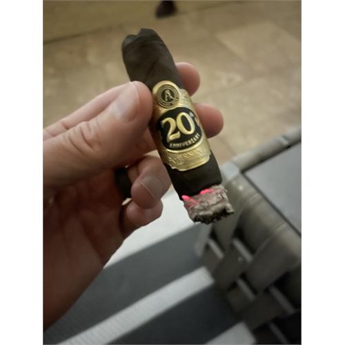 AJ Fernandez 20th Anniversary Toro 6  * 56