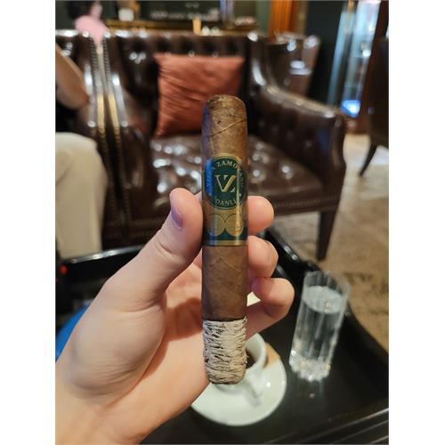Villa Zamorano Danli Robusto 5  * 50