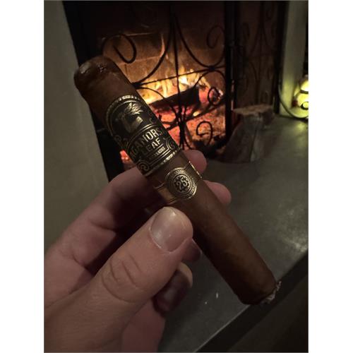 Aganorsa Leaf Aniversario 25 Edicion Limitada 6 1/4 * 52