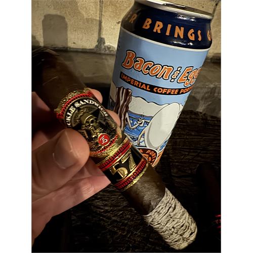 Espinosa Knuckle Sandwich 57 Toro Oval 5 3/4 * 55