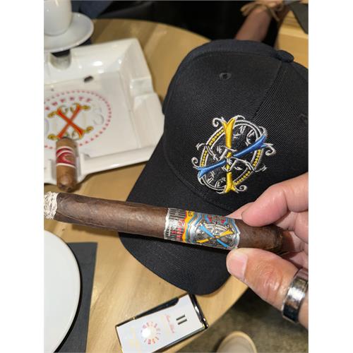 Fuente The Opus X Society by Manny Iriarte 6  1/4 *49