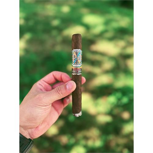 Fuente The Opus X Society by Manny Iriarte 6  1/4 *49