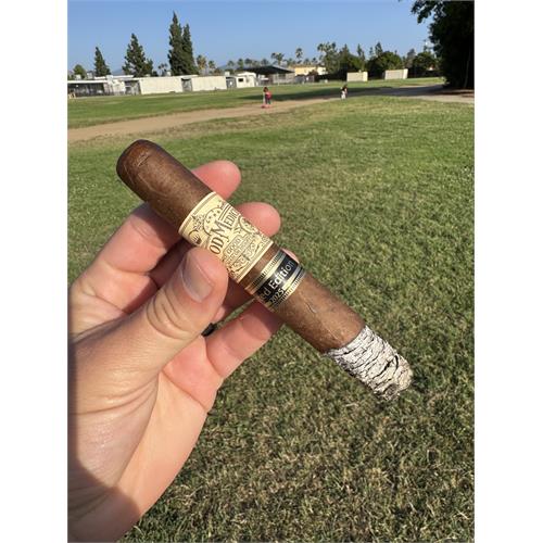 Crowned Heads Blood Medicine Limited Edition 2025 Toro 6  * 54