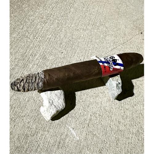 601 La Bomba Warhead XI 6 3/4 * 55