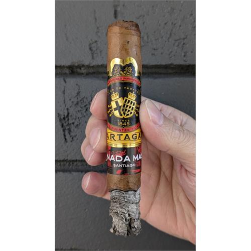 Partagas Y Nada Mas Robusto 5  * 50