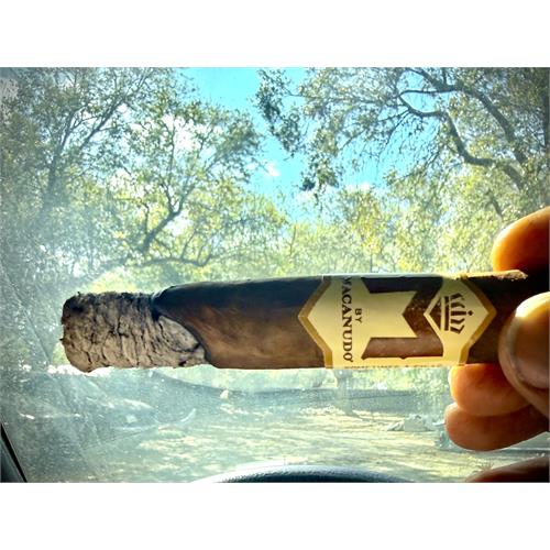 M by Macanudo Vanilla Bourbon Robusto 5  * 48