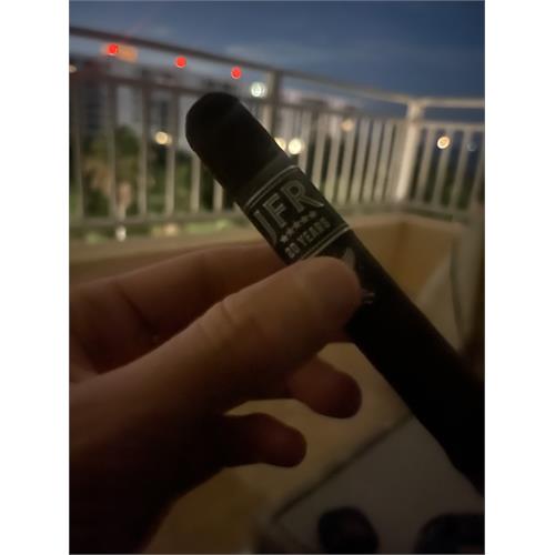 JFR 20th Anniversary Maduro Box Pressed Toro 6 1/2 * 52