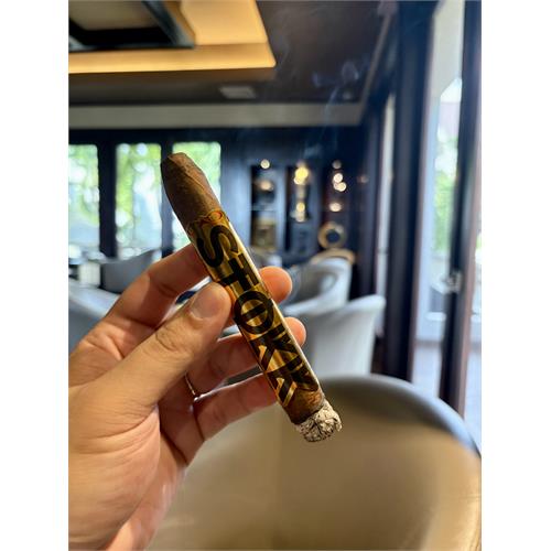 CAO Arcana Stokk Belicoso 6 1/2 * 52