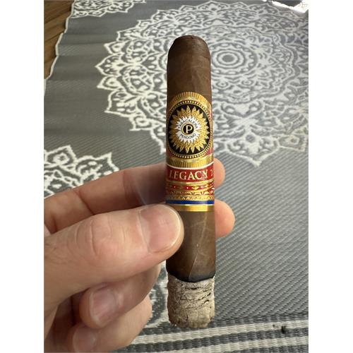 Perdomo Legacy Nicaraguan Shade-Grown Epicure 6  * 54