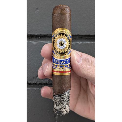 Perdomo Legacy Nicaraguan Maduro Robusto 5  * 54