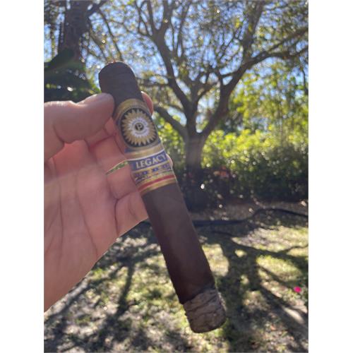 Perdomo Legacy Nicaraguan Maduro Epicure 6  * 54