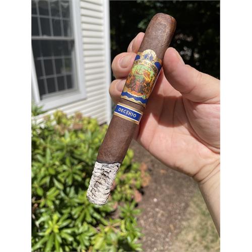 New World Decenio Toro 6 1/2 * 54